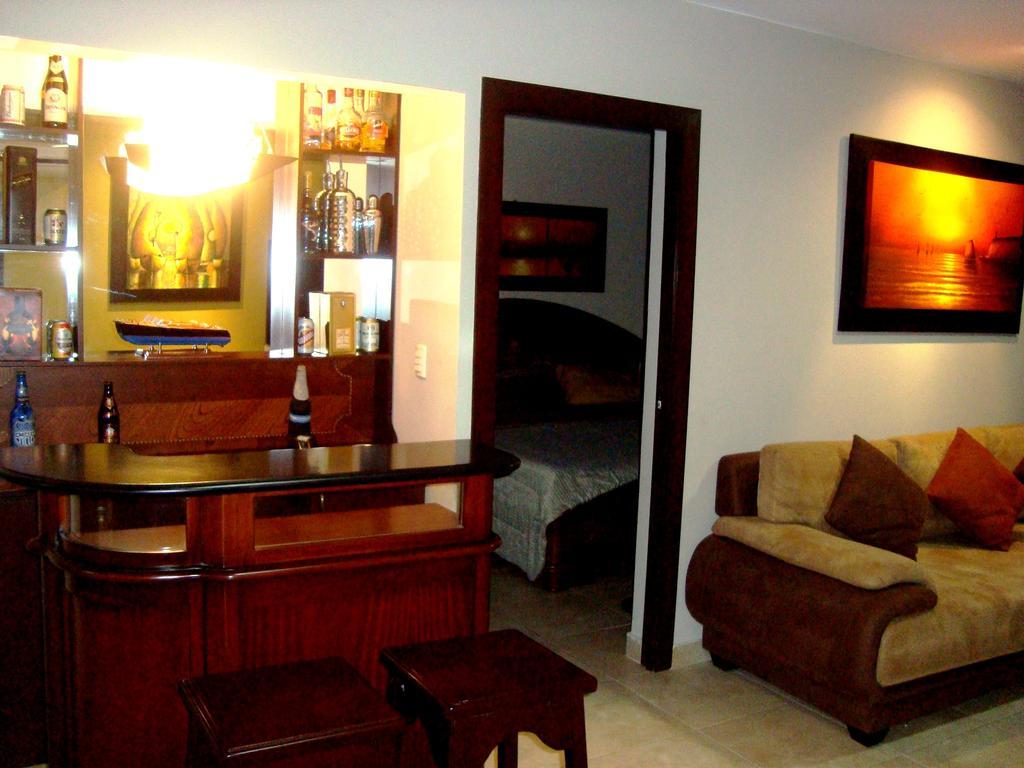 Apartamento De Lujo Al Pie Del Mar Condominio Torre Marina Salinas  Room photo